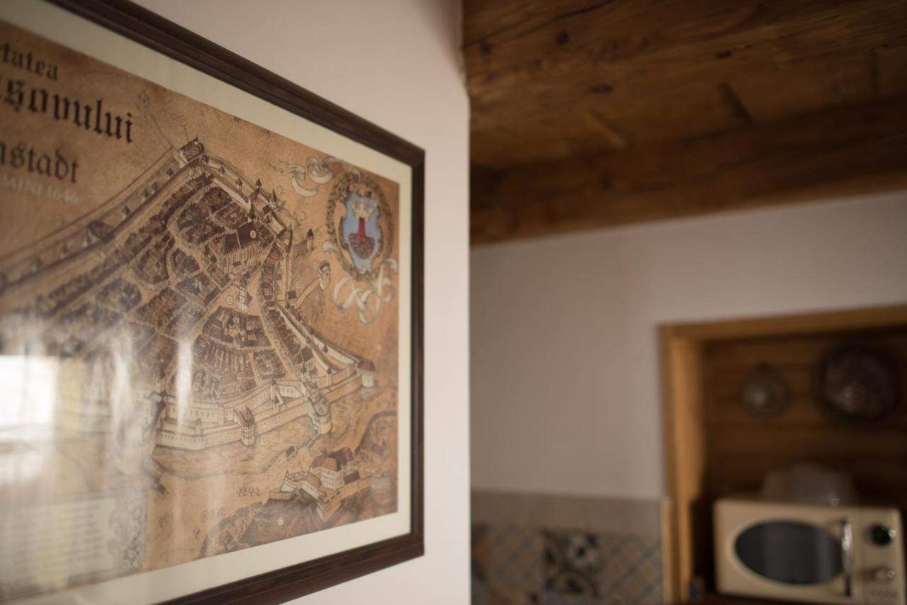 Crown Of Karolina Apartment Брашов Екстериор снимка